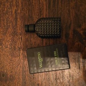 Valentino Uomo Born In Roma Green Stravaganza mini EDT 4ml/0.135oz HALF FULL
